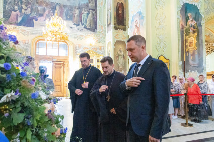Губернатор региона посетил Покровский собор, где пребывает Казанская икона Божией Матери