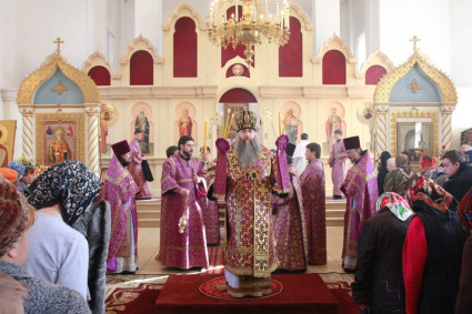 Литургия святителя Василия Великого в Казанском храме г. Саратова