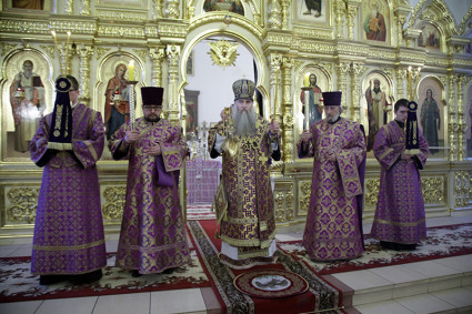 Всенощное бдение в храме в честь Казанской иконы Божией Матери г.Саратова