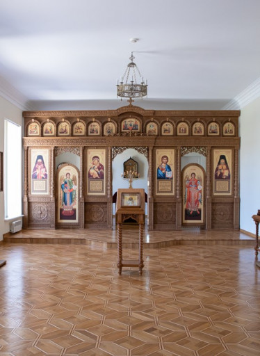 Крестовый храм священномученика Гермогена,  епископа Тобольского (Саратовского и Царицынского) при Саратовском епархиальном управлении