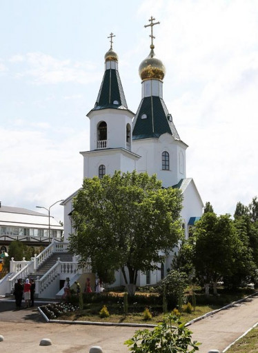Вознесенско-Пантелеимоновский храм п. Усть-Курдюм
