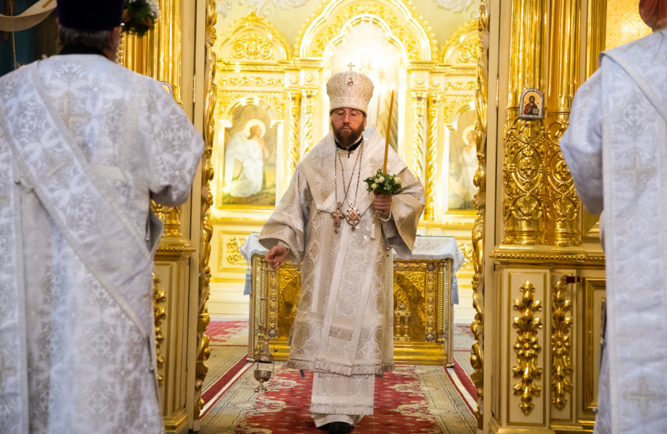 Митрополит Игнатий совершил всенощное бдение в Покровском соборе г. Саратова