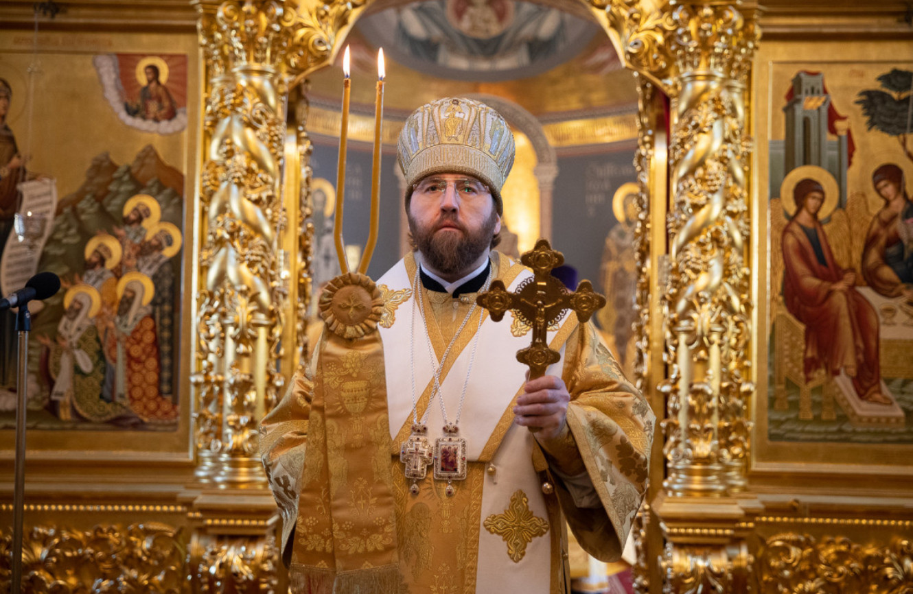 Митрополит Игнатий совершил Божественную литургию в Свято-Троицком кафедральном соборе г. Саратова